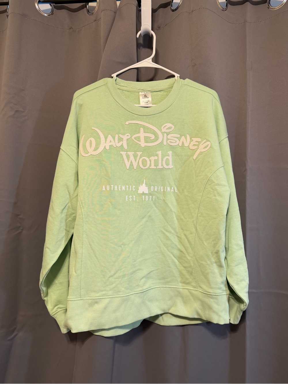 Disney Parks Walt Disney World Green Castle Sweatshirt Crewneck Size Small NWT